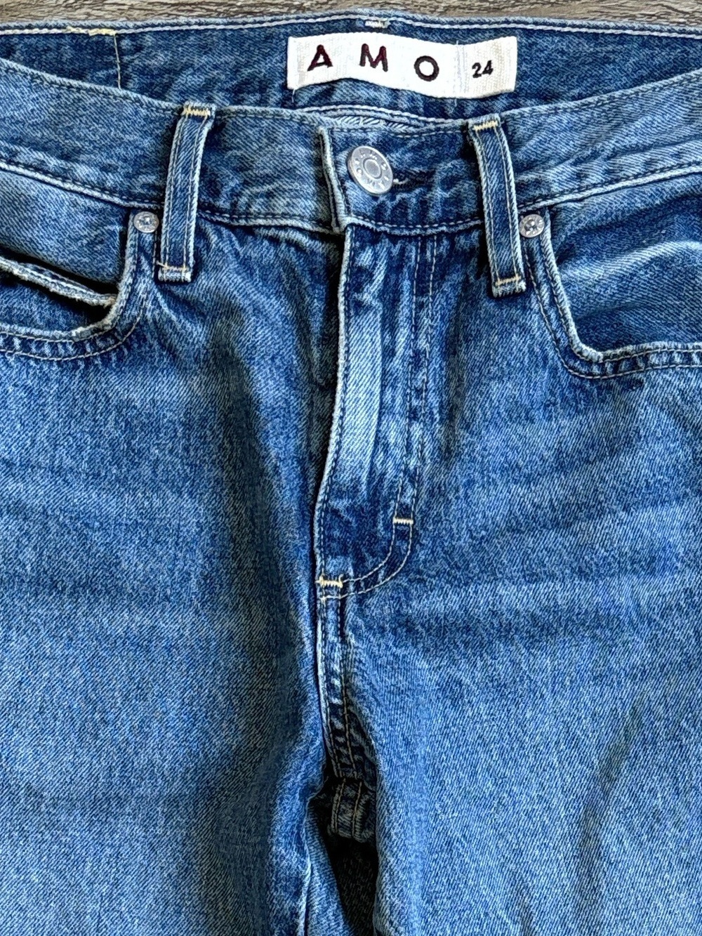 AMO Denim Marcenia Mid Rise Slouchy Bootcut Flare Jeans in Murmer Medium Wash - Picture 3 of 4